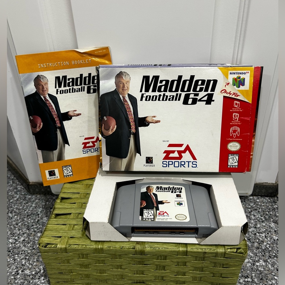 Madden Football 64 N64 Complete CIB 🎮 Tested & Working